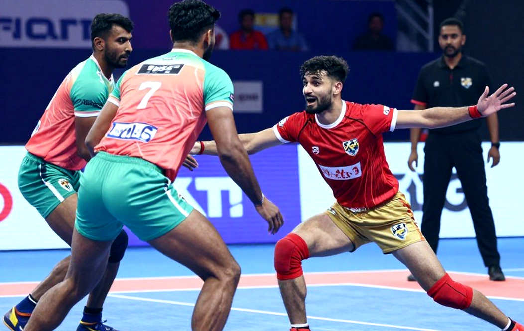 সাতটা নাম, একটা বেঞ্চ আর ৪০ মিনিটের হিসাব — ভারত-ইরান কাবাডি ফাইনালে পাওয়ান সেহরাওয়াতের বাদ পড়ার ভেতরের জ্যামিতি